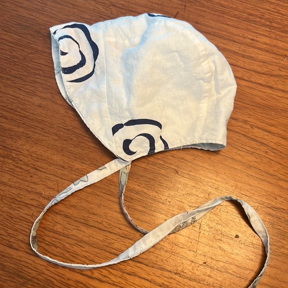 Bebe D’or Cotten Linen Bonnet - Picture 3 of 3